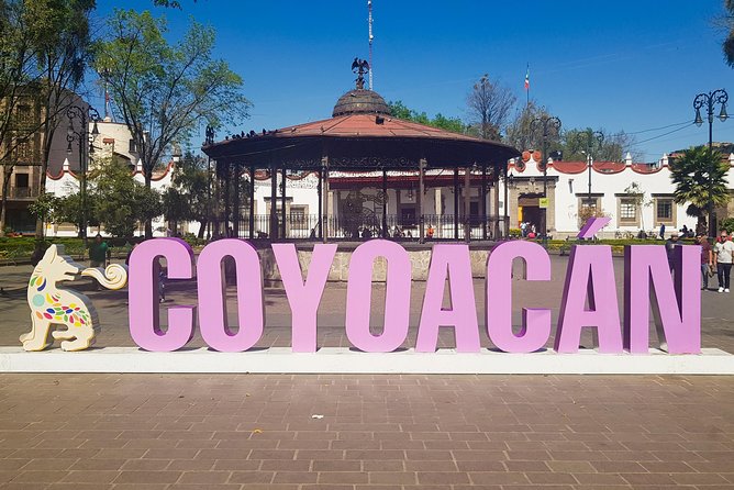 Xochimilco, Coyoacan, Aztec Stadium & UNAM - Guides can shape the whole experience