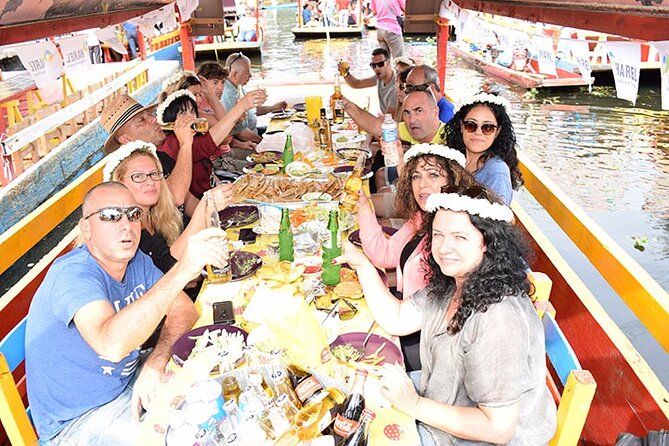 Xochimilco floating gardens, Coyoacan and UNAM murals - Should you book it?