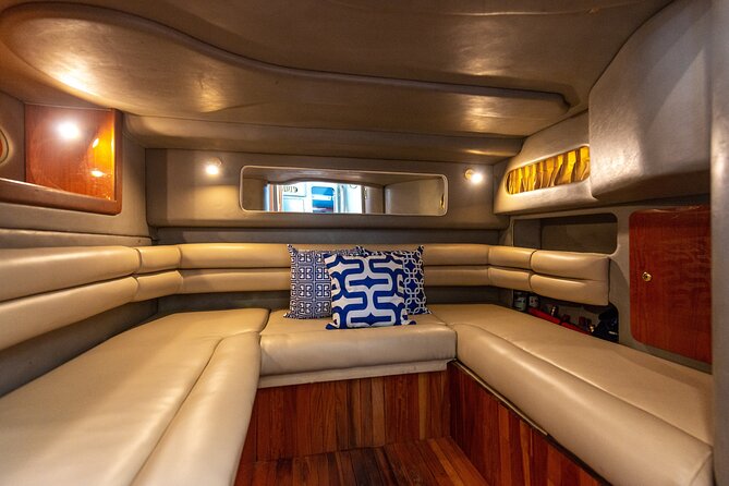 Your Own Private Luxury Yacht Experience in Cabo San Lucas - Food, snacks, and a premium bar onboard