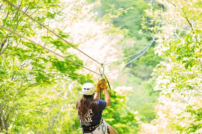 Ziplines and mezcal tasting - Guides who make first-timers feel at ease